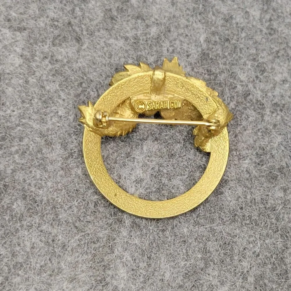 Vtg Sarah Coventry Brooch